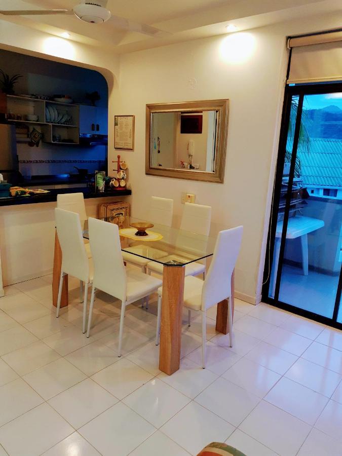 Acogedor Apartamento Жирардо Екстер'єр фото